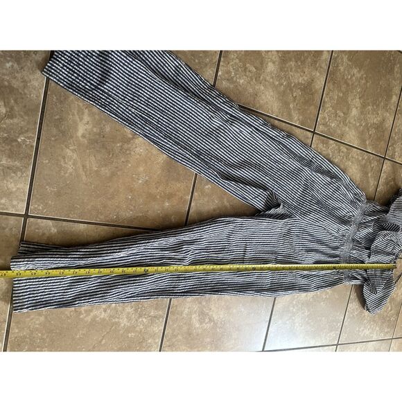 JCrew ruffled seersucker stripe jumpsuit Blue/white XS - Picture 2 of 9